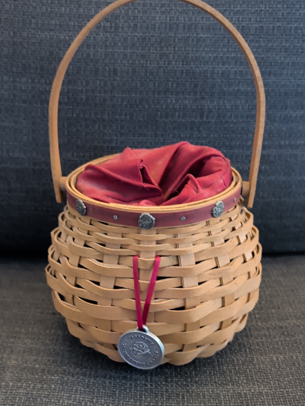 Longaberger 2004 Pasadena Tournament of Roses Basket